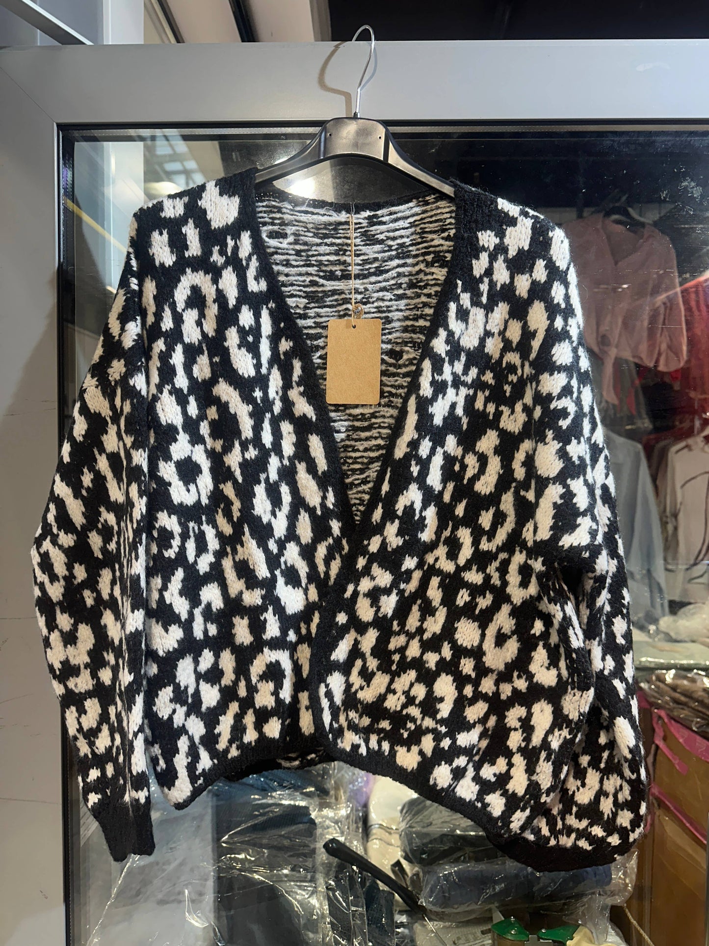 Strickjacke Artikelnummer 50816: Grau