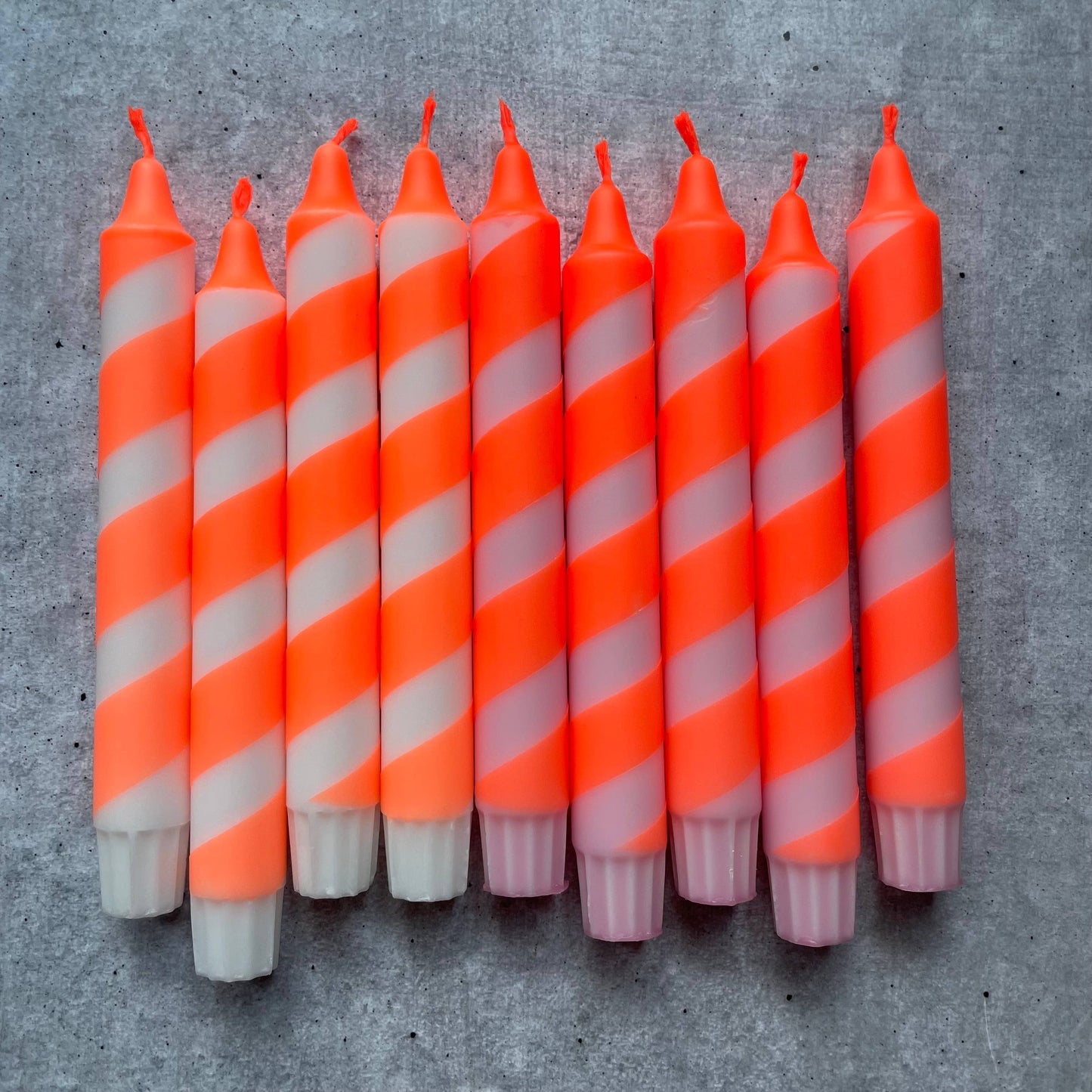 Dip Dye Kerzen | Swirl neonorange-rosa | 4er Set
