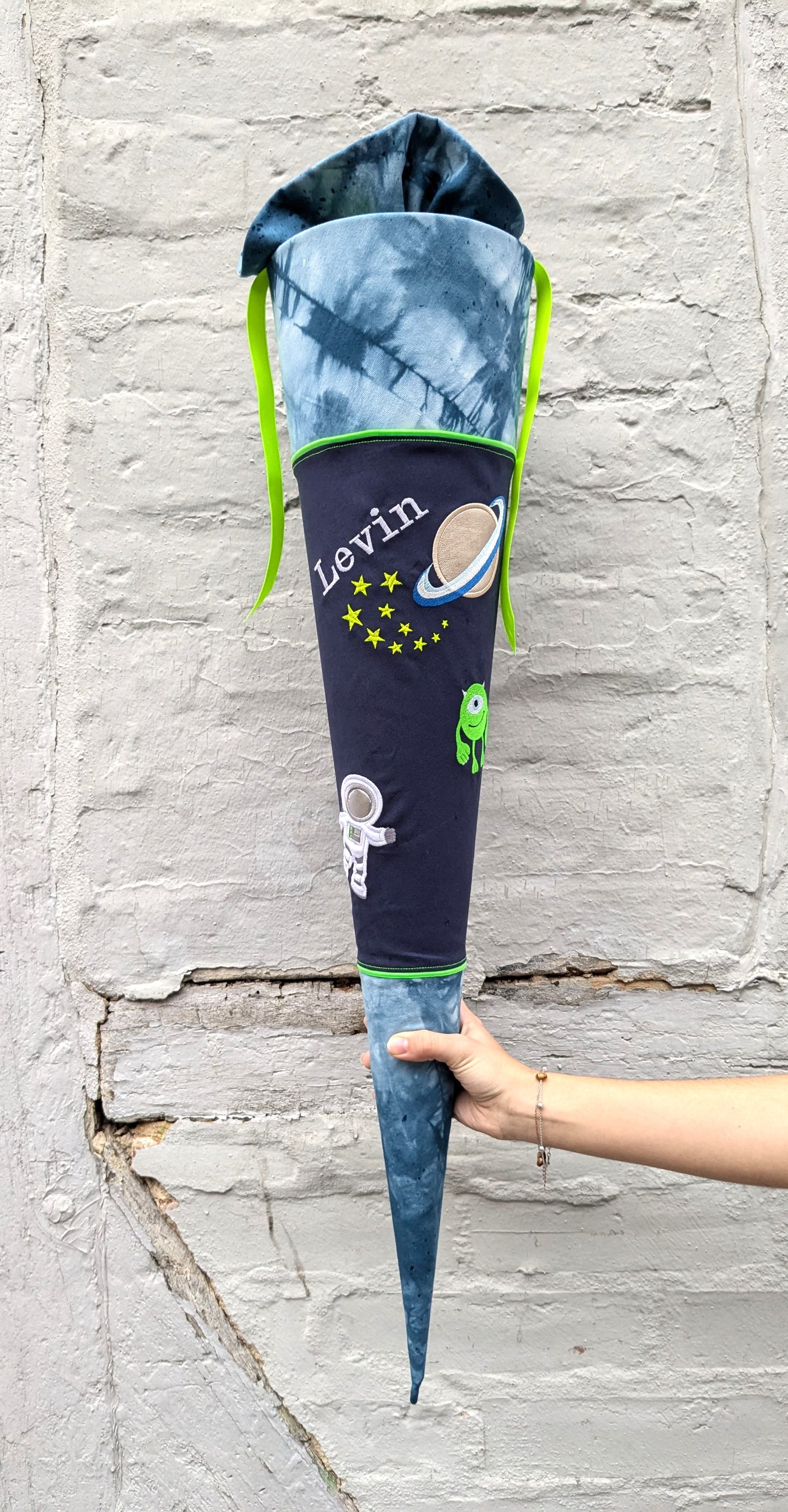 SCHOOL BAG "HUMMINGBIRD" LARGE WITH CARDBOARD CONE