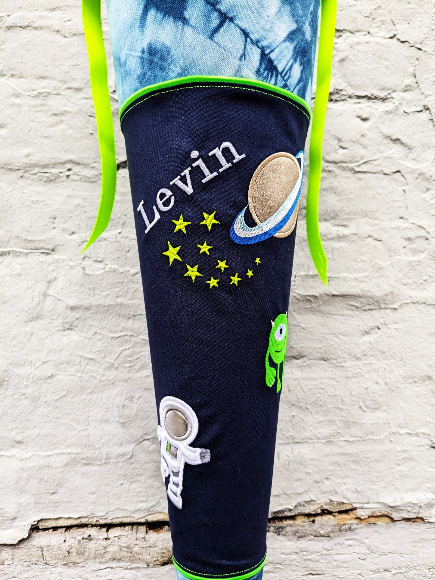 SCHULTÜTE "ASTRONAUT" GROSS MIT PAPPKEGEL