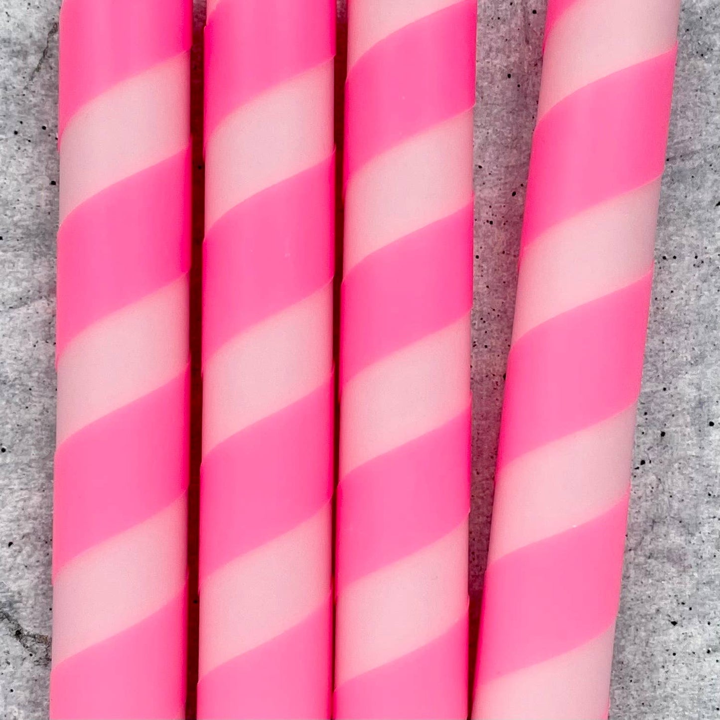 Dip Dye Kerzen | Swirl neonpink-rosa | 4er Set