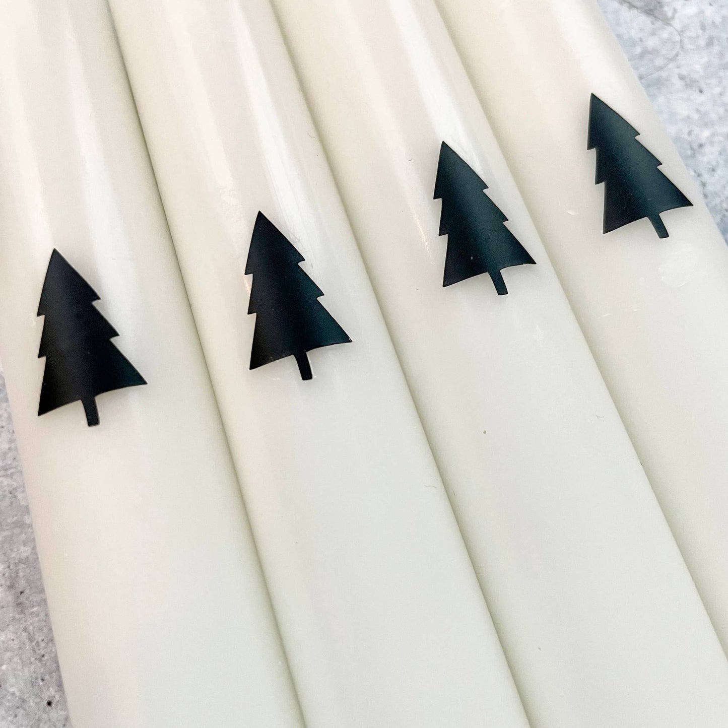 Dip Dye Kerzen | Weihnachten Tanne schwarz-weiß | 4er Set