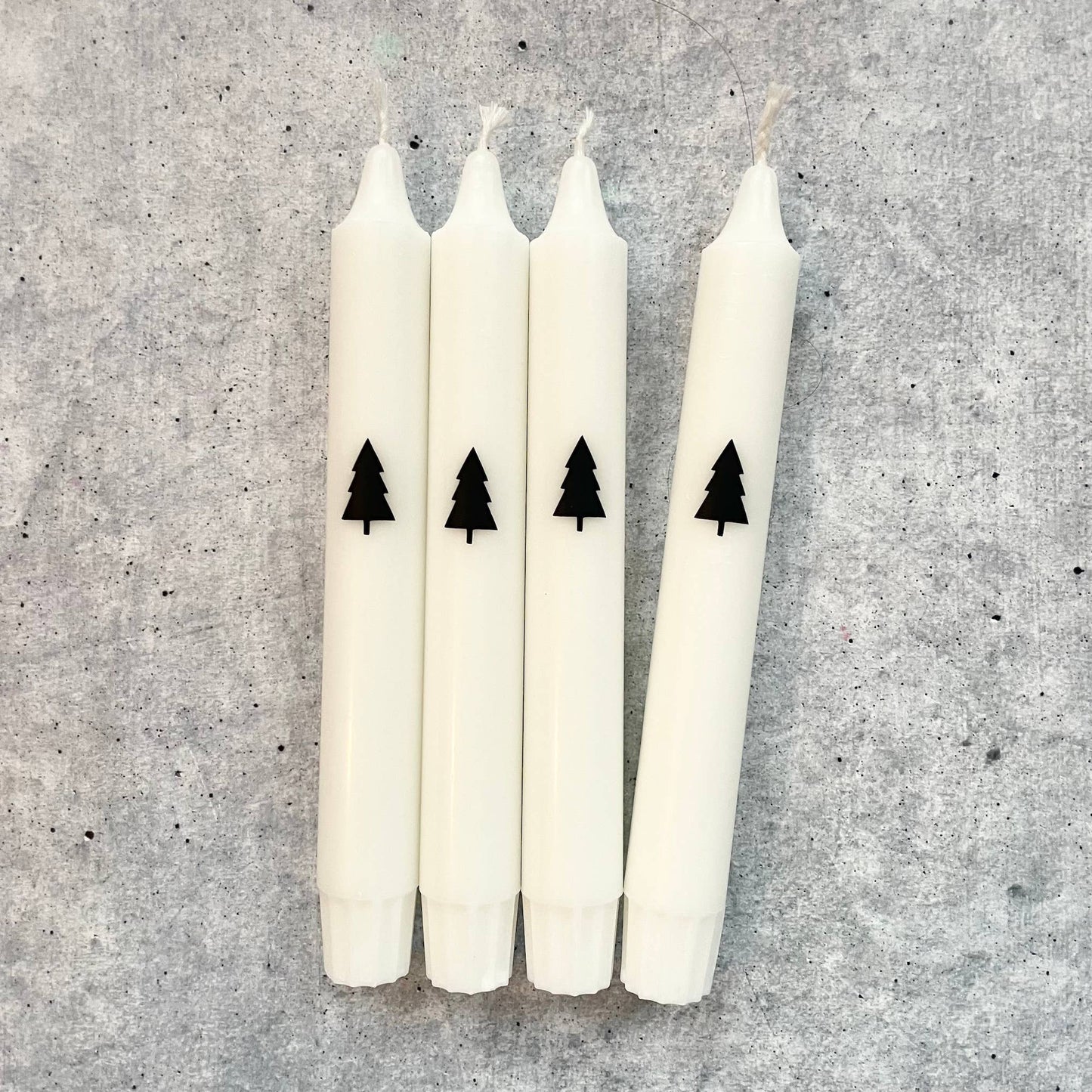 Dip Dye Kerzen | Weihnachten Tanne schwarz-weiß | 4er Set