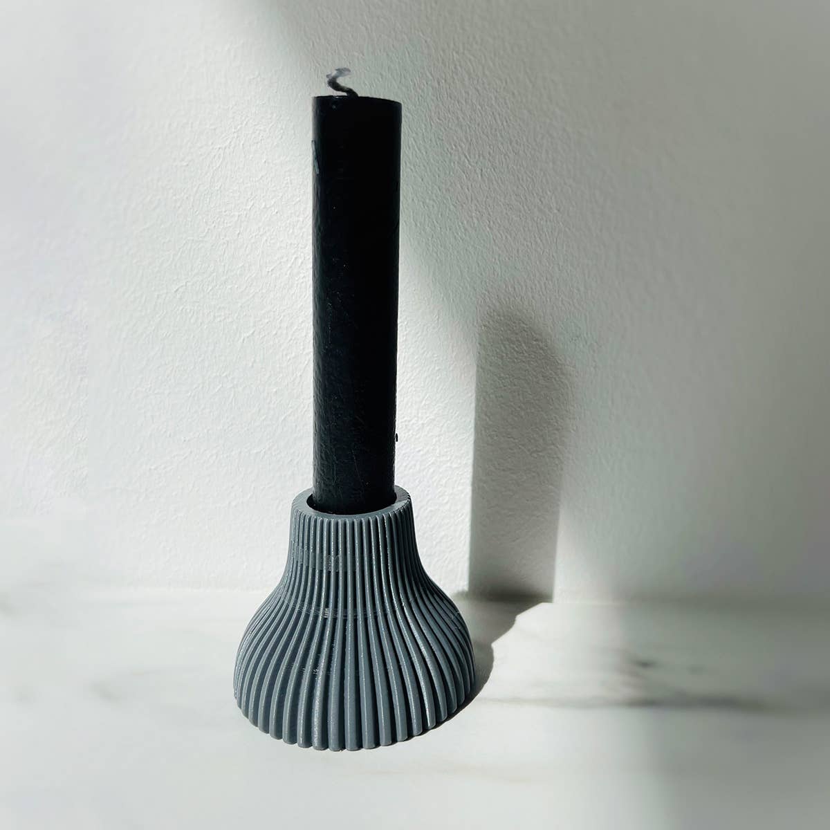 Kerzenhalter grau