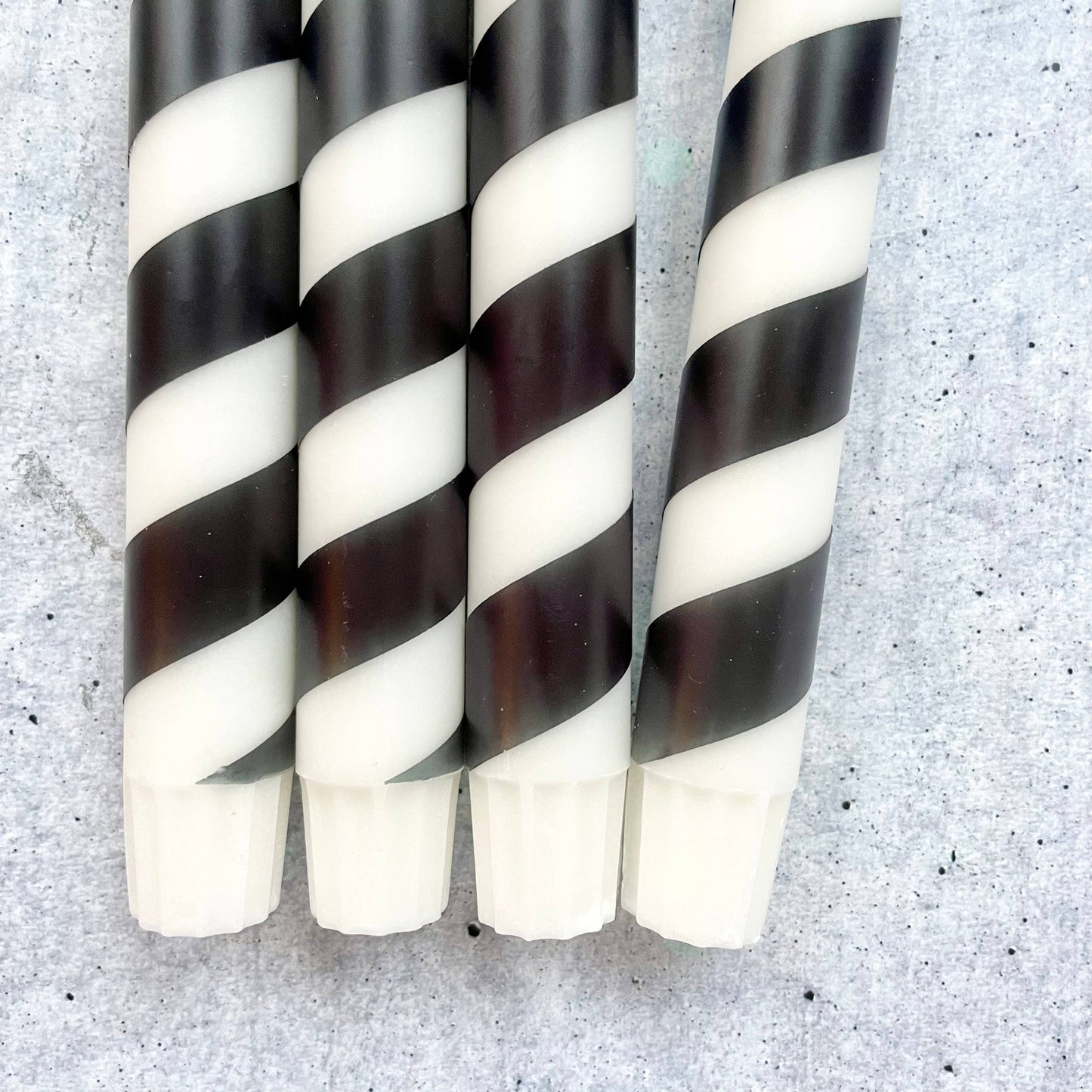 Dip Dye Kerzen | Swirl schwarz-weiß | 4er Set