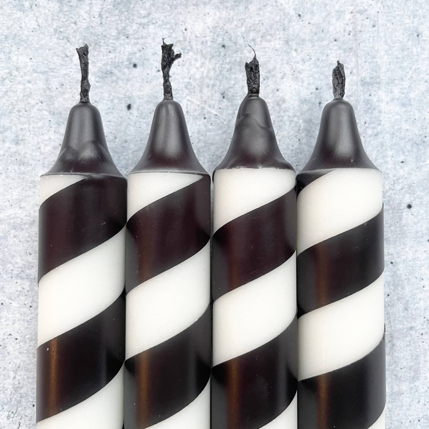 Dip Dye Kerzen | Swirl schwarz-weiß | 4er Set