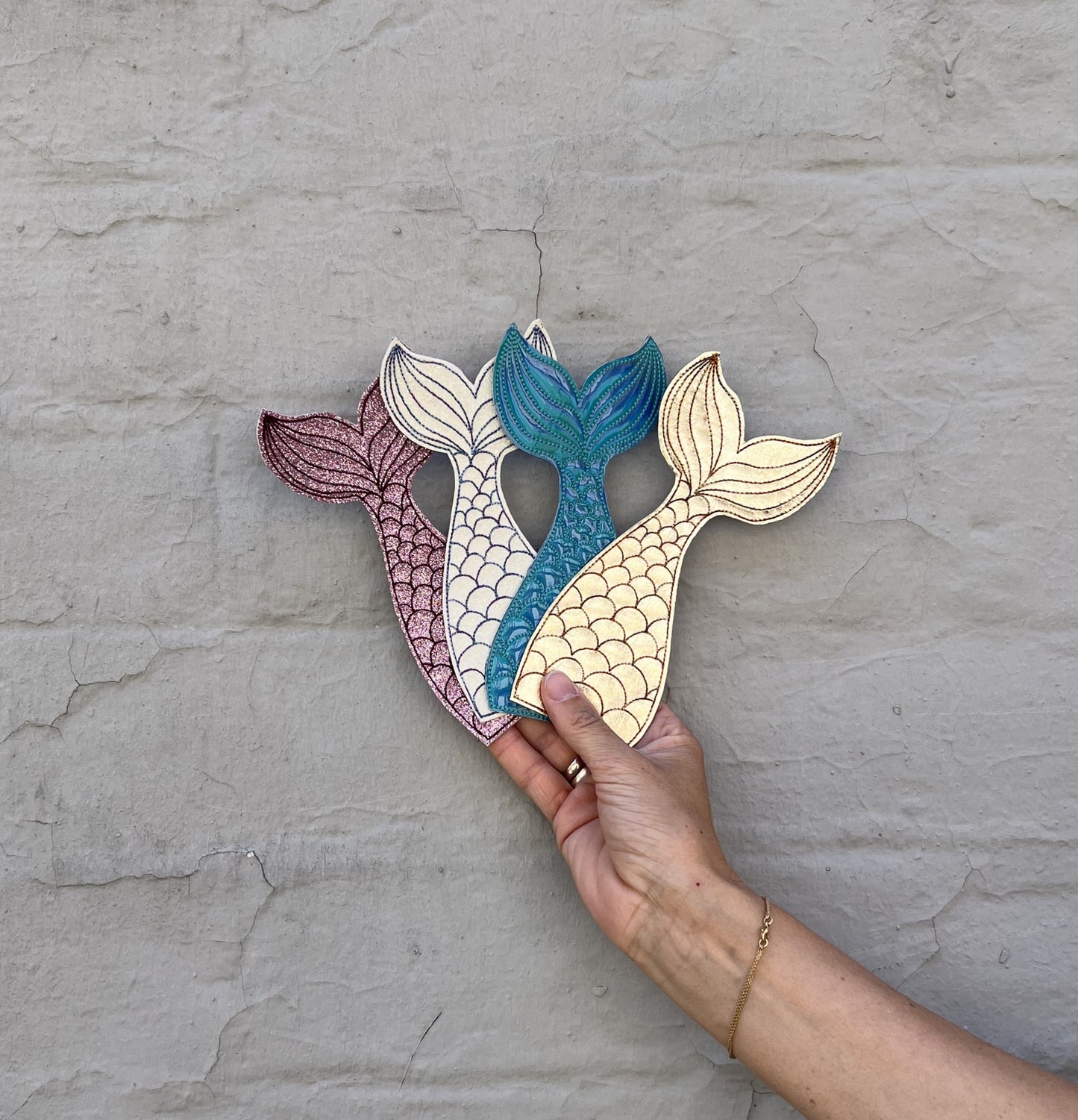 BOOKMARK "MERMAID FIN"