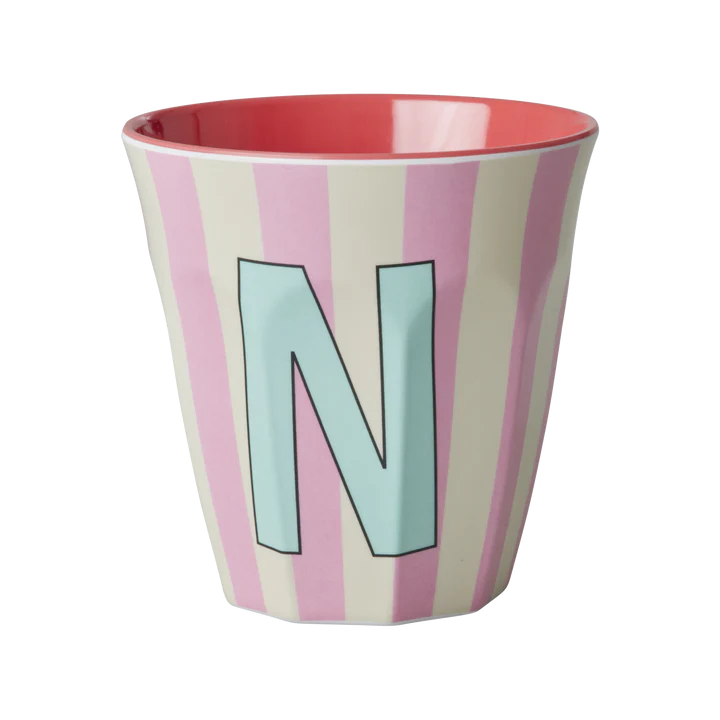 Buchstaben Becher 'N'