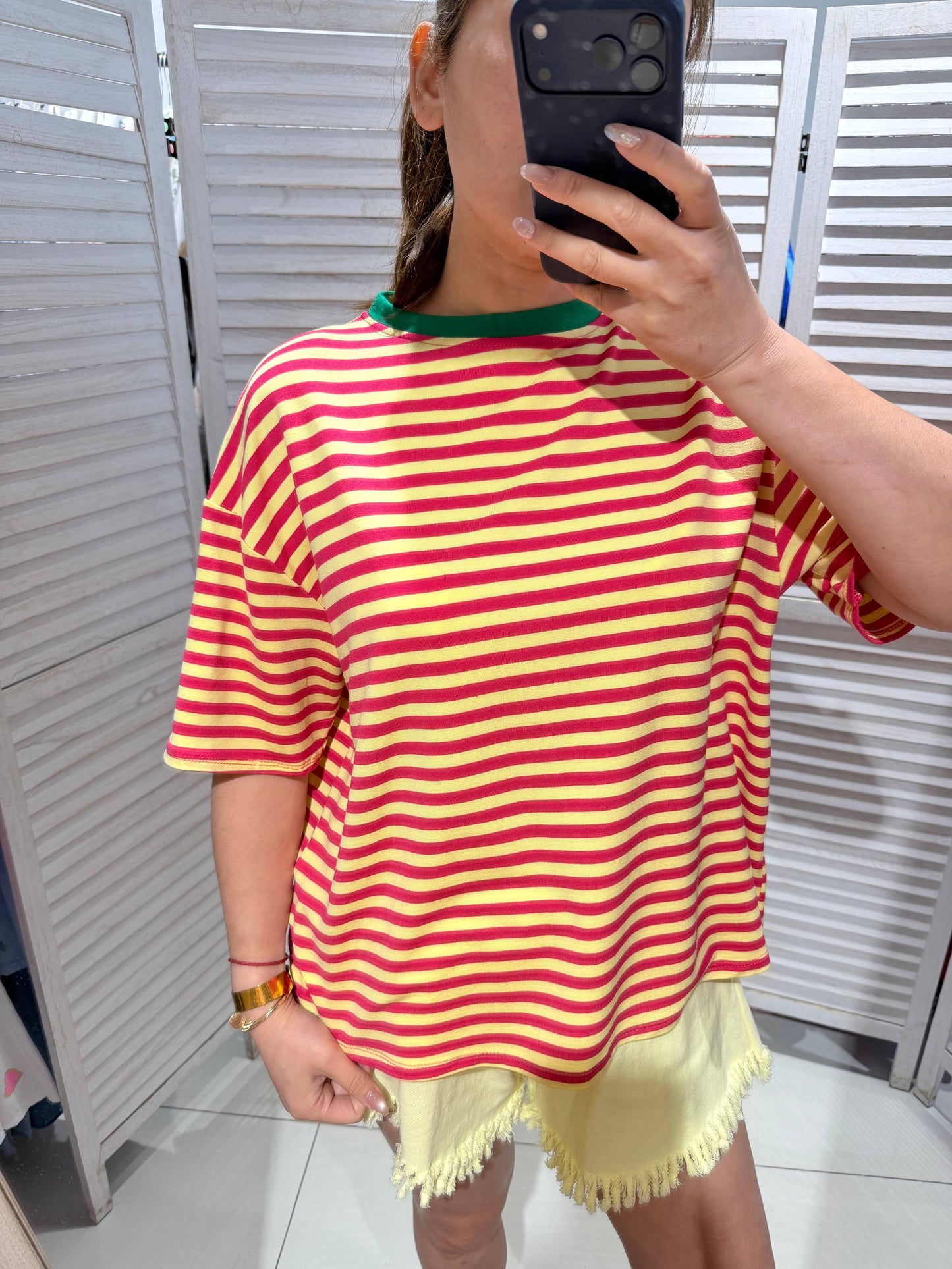 Gestreiftes T-Shirt mit Rundhalsausschnitt: Fuchsie / SIE