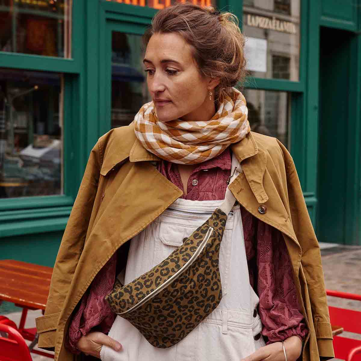GRAU-OLIVGRÜNE GÜRTELTASCHE: Graou
