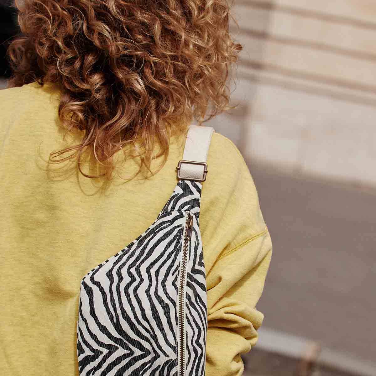 Damen Bauchtasche Zebrou Greige: GREIGE / ZEBROU