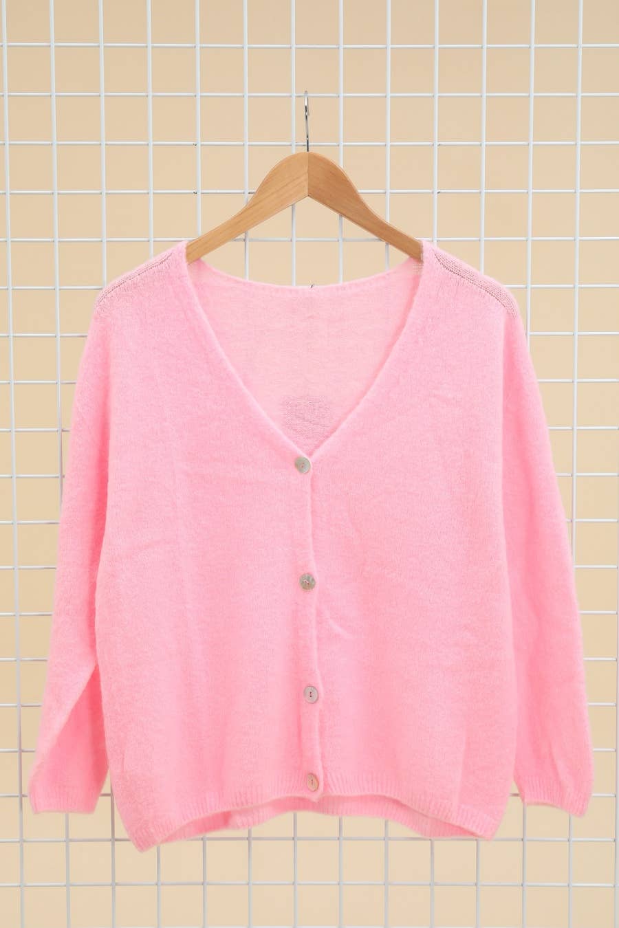 ALPACA Strickjacke mit V-Ausschnitt REF 1026: JEANS