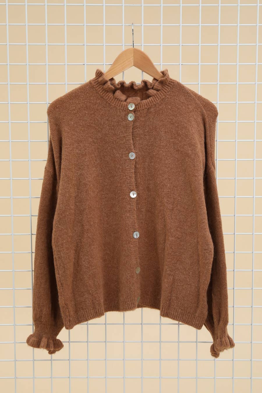 Strickjacke mit ALPAKA-Kragen REF. 8012: Jeans