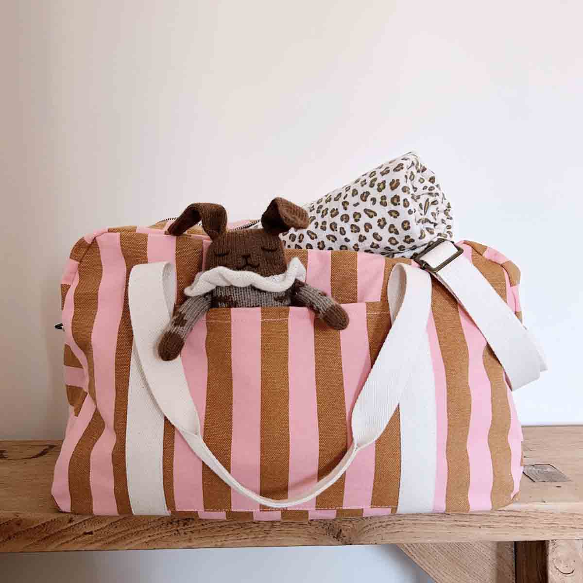 Bianca Mulltuch mit Mini-Leopardenmuster in Greige: MINI-LEOPARD / M 70x70