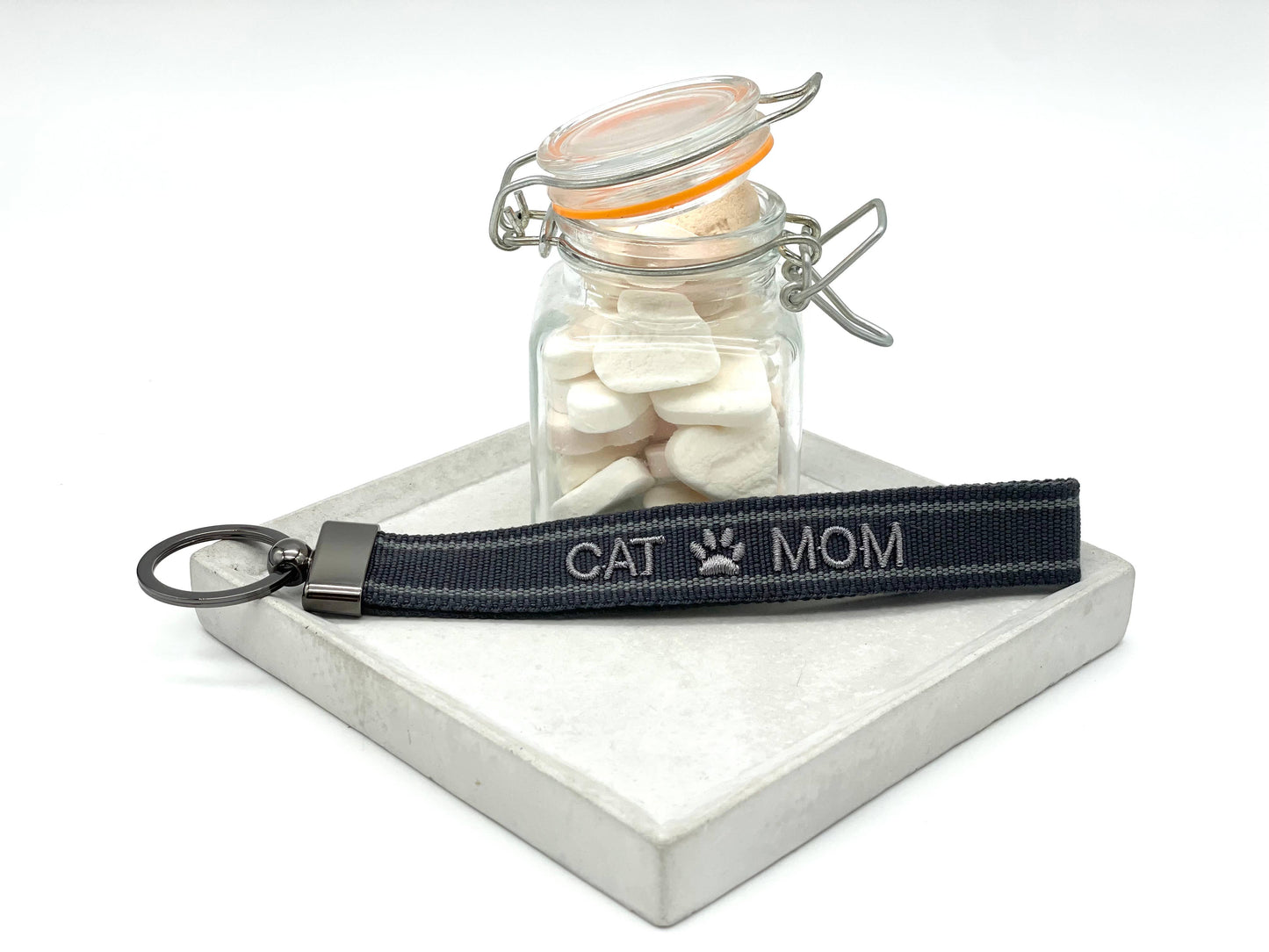 CAT MOM Schlüsselanhänger Keychain gewebt  bestickt 