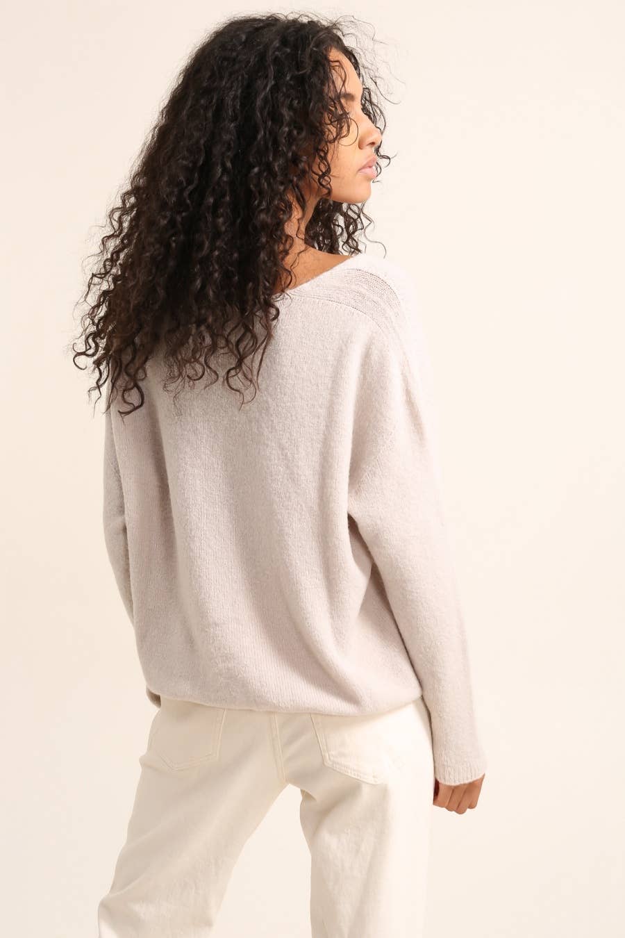 ALPACA Strickjacke mit V-Ausschnitt REF 1026: JEANS