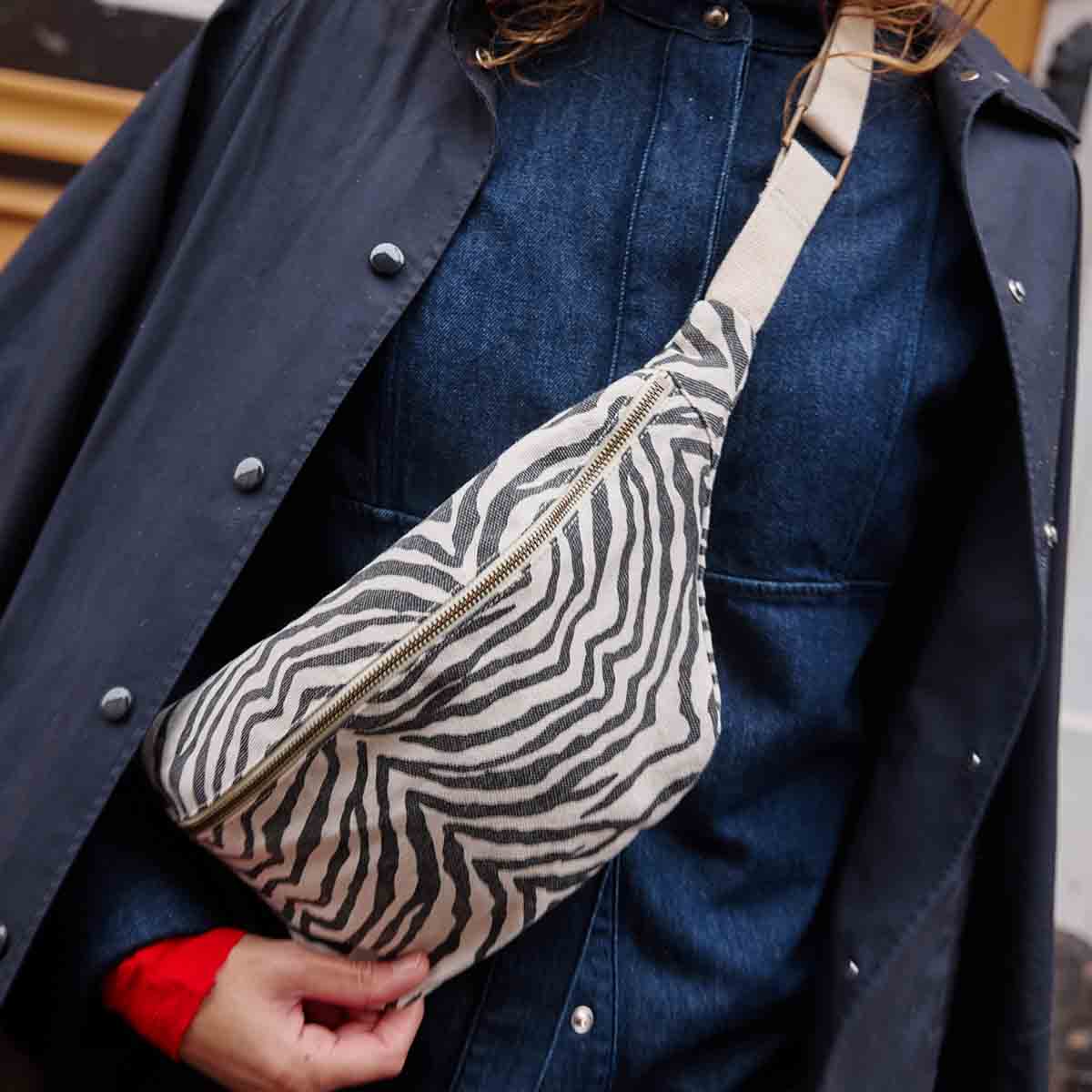 Damen Bauchtasche Zebrou Greige: GREIGE / ZEBROU