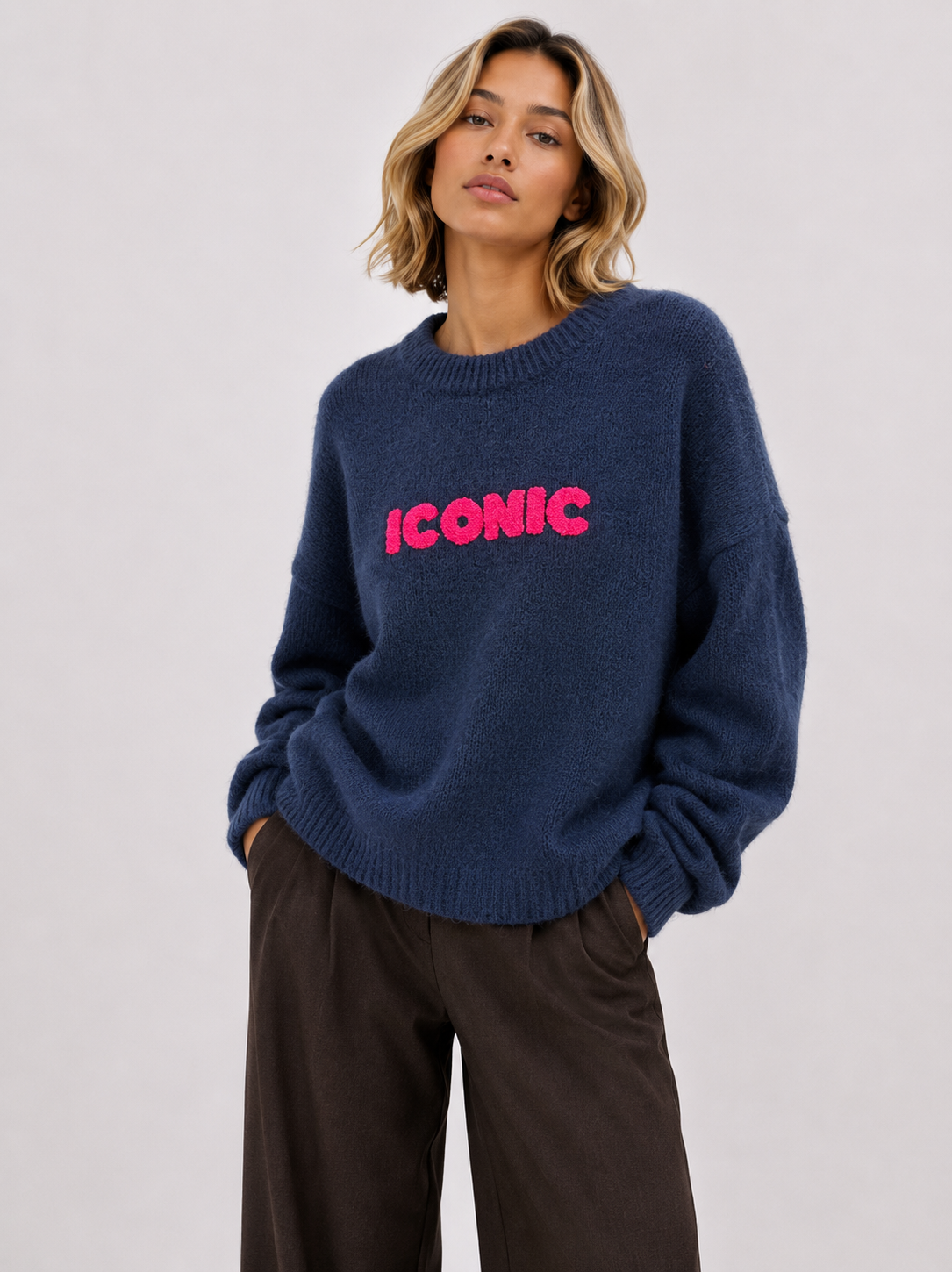 Pullover ICONIC uni – Premium-Kollektion bestickter Strickware - AP197: Blau / Standardmäßig / Eine Größe