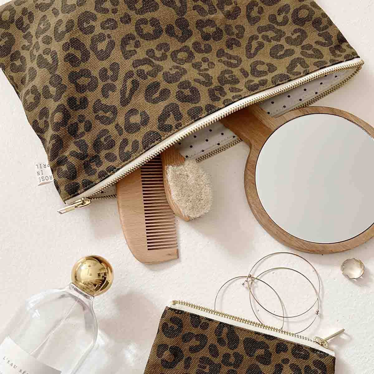 Marie Geldbörse mit Leopardenmuster in Olive