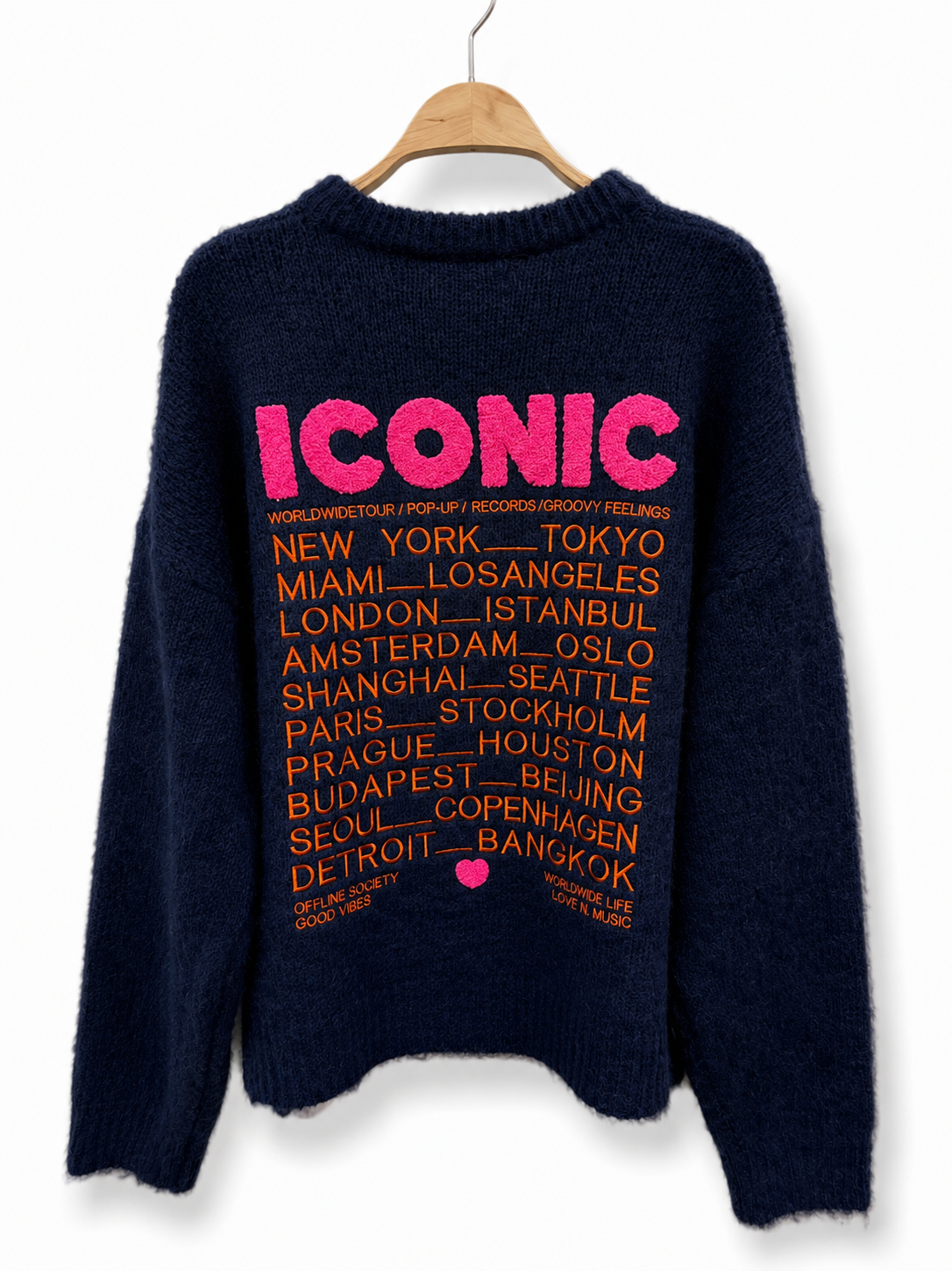 Pullover ICONIC uni – Premium-Kollektion bestickter Strickware - AP197: Beige / Standardmäßig / Eine Größe