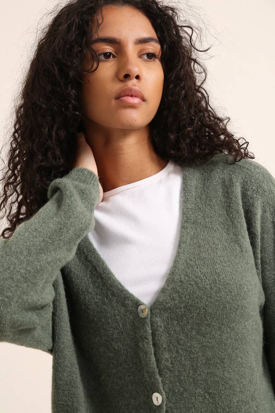 ALPACA Strickjacke mit V-Ausschnitt REF 1026: JEANS