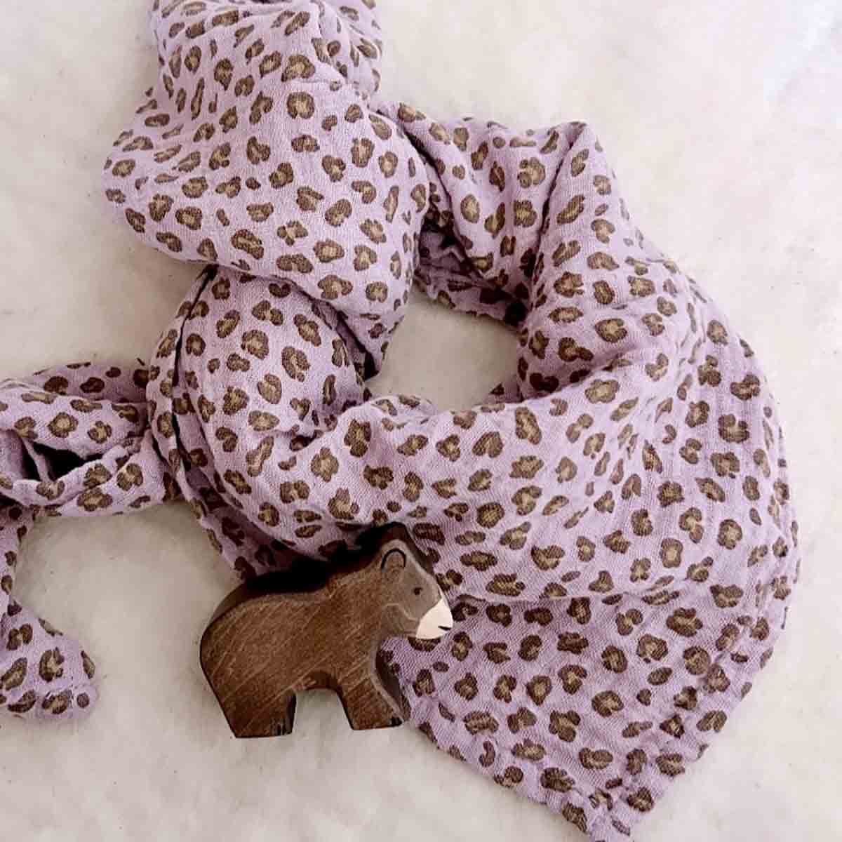 Bianca Mulltuch Mini Leopardenmuster Lilac – 70 x 70 cm & 110 x 110 cm: MINI-LEOPARD / L 110*110