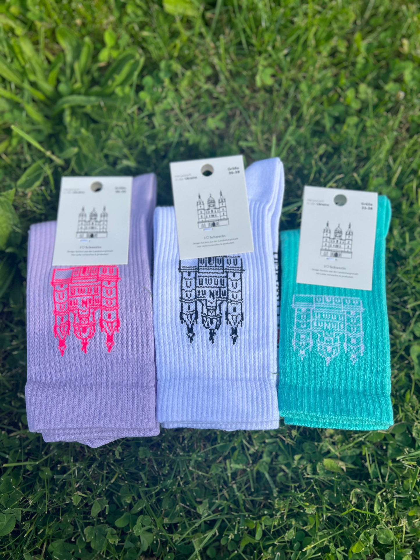 Schweriner Schloss Socken 'Lowkey Iconic'