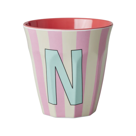 Buchstaben Becher 'N'