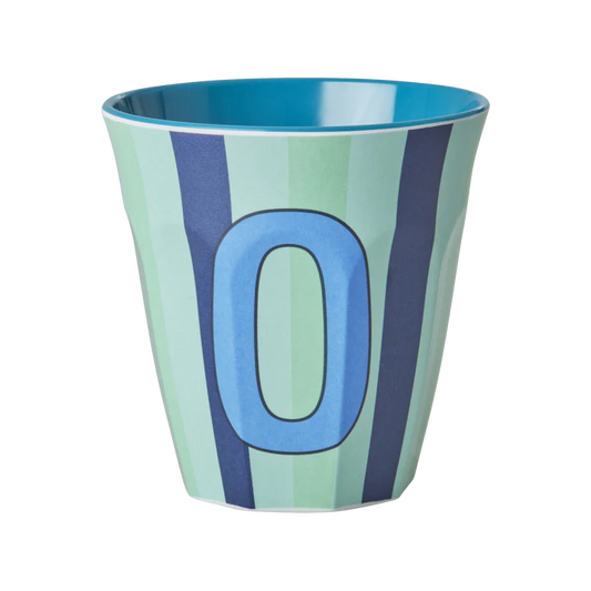 Buchstaben Becher 'O'